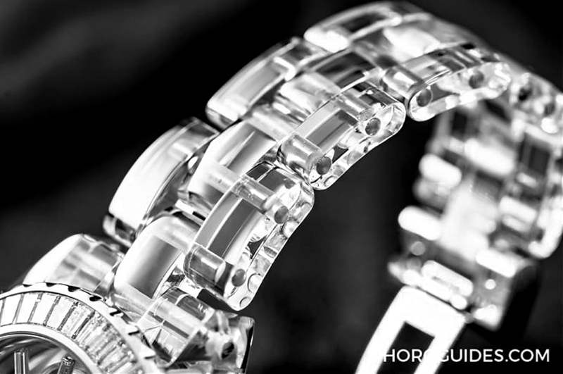 CHANEL - 黑白之間，黑白之外｜CHANEL J12 Paradoxe與J12 X-Ray