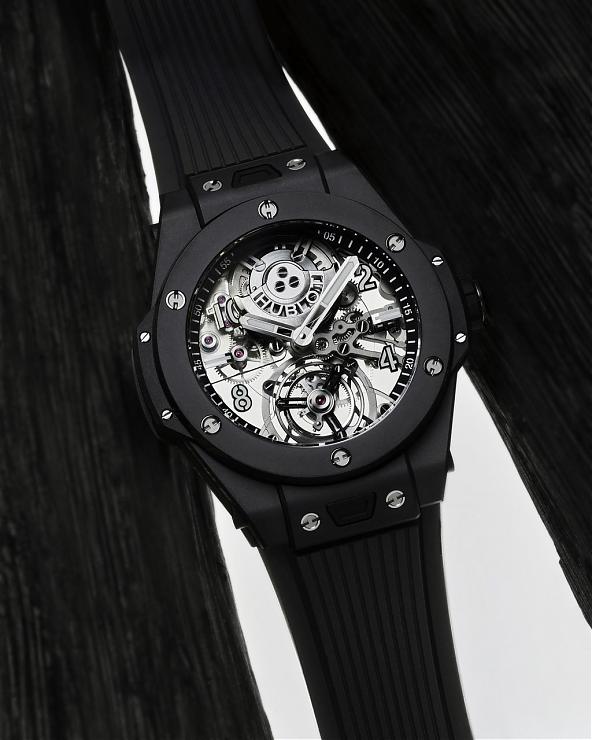HUBLOT - 開(kāi)創(chuàng)高性能復(fù)雜功能腕表的全新面貌宇舶大爆炸系列魔力黑陶瓷陀飛輪腕表