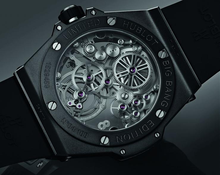 HUBLOT - 開(kāi)創(chuàng)高性能復(fù)雜功能腕表的全新面貌宇舶大爆炸系列魔力黑陶瓷陀飛輪腕表