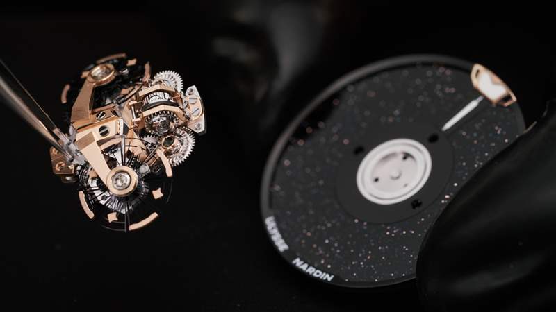 Ulysse Nardin Freak S 自動腕表帶雙 DiamonSil 調(diào)節(jié)系統(tǒng)