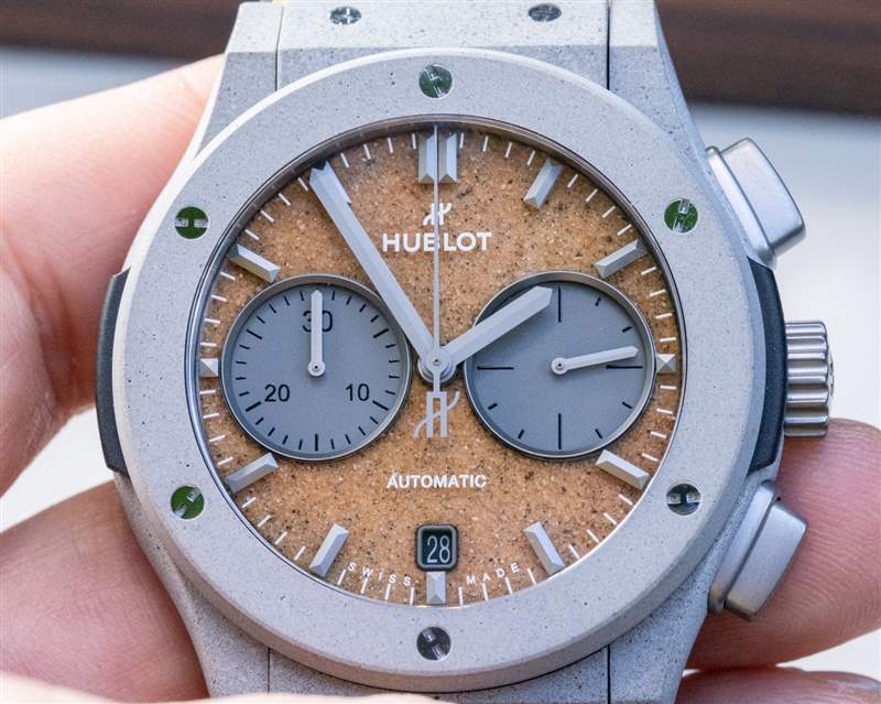 動手實(shí)踐：Hublot Classic Fusion Chronograph Concrete Sand Watch with Concrete & Sand 來自迪拜
