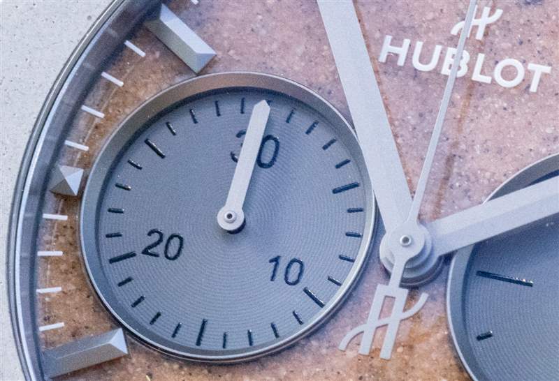 動手實(shí)踐：Hublot Classic Fusion Chronograph Concrete Sand Watch with Concrete & Sand 來自迪拜