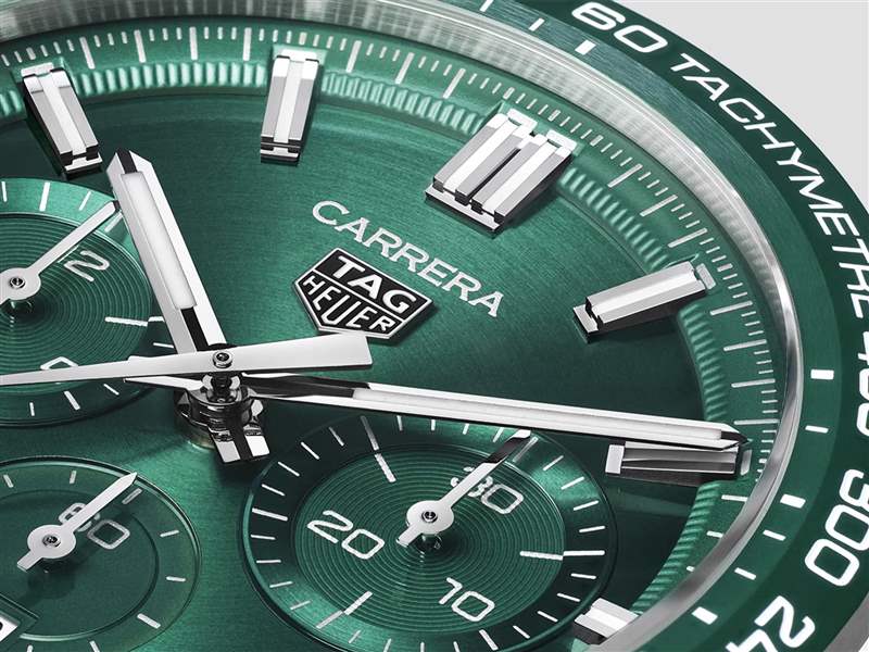 泰格豪雅推出Carrera Chronograph 44mm Green計(jì)時碼表：新綠色盤+陶瓷表圈