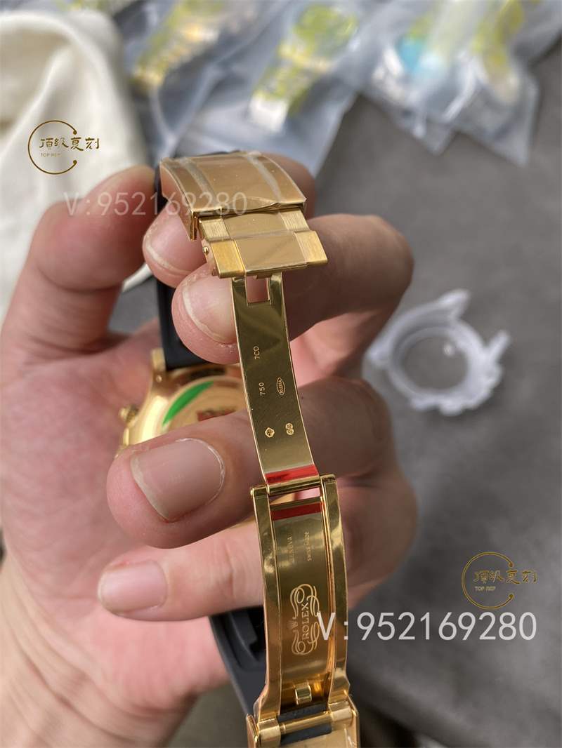 勞力士余文樂迪通拿4130機芯復(fù)刻表BT廠和C廠那個做的好