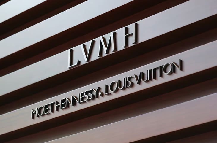 LVMH集團(tuán)戰(zhàn)略收購L'épée 1839：拓展高級時(shí)鐘與藝術(shù)品市場