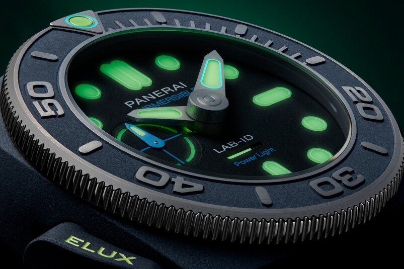 夜光功能新高度！ Panerai全新Submersible Elux LAB-ID腕表 以純機械一鍵開關發光系統